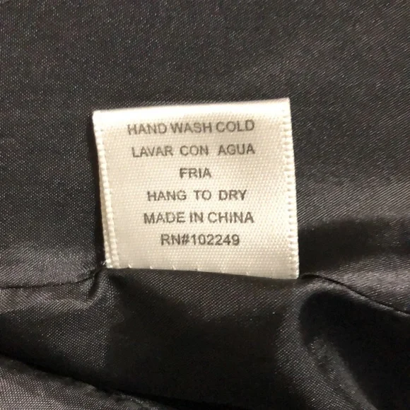 NWOT. Skies are Blue. Size L. Faux leather dressy jacket. Zips in front - Picture 7 of 7